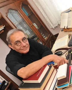 Vecdi Çıracıoğlu